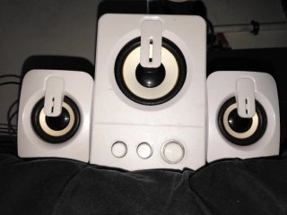 Altavoz PC Sonido Aceptable