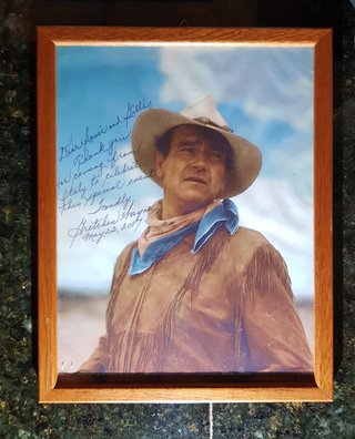 HONDO Press Kit John Wayne