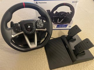 Volante Hori Playstation con Pedales