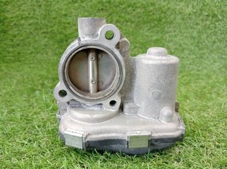 059131477c caja mariposa audi a4 berlina 8w2 92645