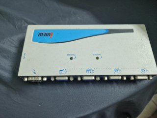 Splitter VGA 4 vie