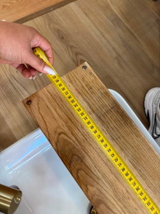 Estantería de madera rústica
