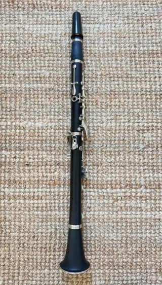 Clarinete J. Michael CL440 con estuche