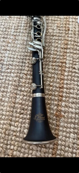 Clarinete J. Michael CL440 con estuche