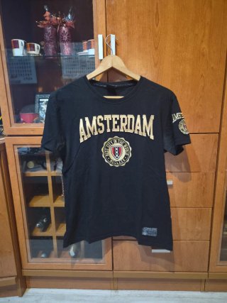 Camiseta Negra Amsterdam