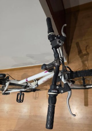 Bicicleta Btwin Rockrider 5.0 adulto