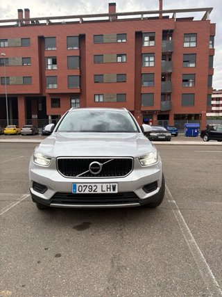 Volvo XC40 2021