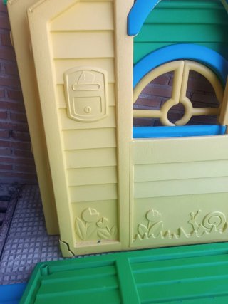 Casita de plástico infantil