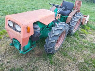 Tractor Agria 8900 con aperos