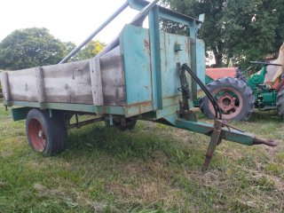 Tractor Agria 8900 con aperos