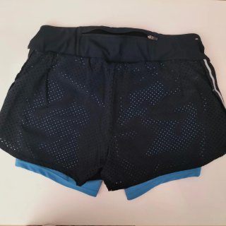 Conjunto de pantalones cortos Adidas y Decathlon