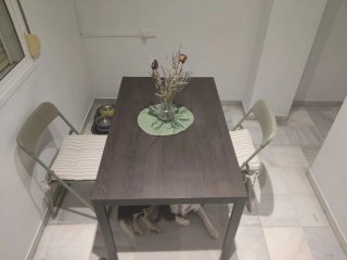 Mesa y 2 Sillas Plegables