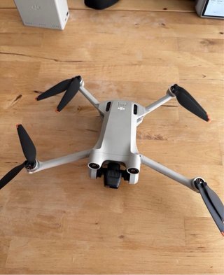 DJI Mini 3 Pro Fly More Combo - Como Nuevo