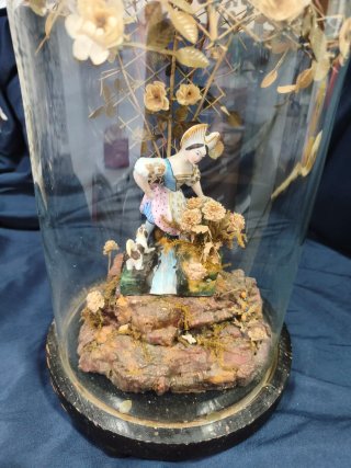 Oferta Urna cristal figura porcelana mujer años 60