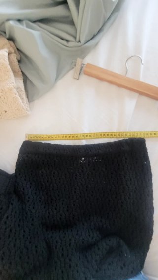 Falda larga de punto negra