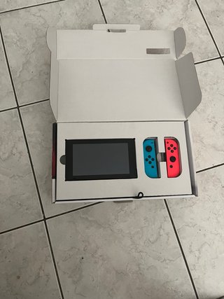Nintendo Switch Console