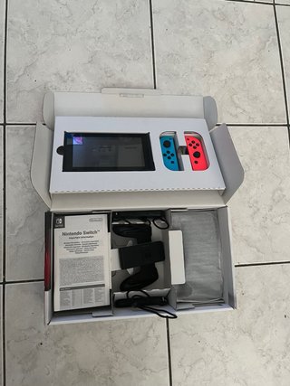 Nintendo Switch Console