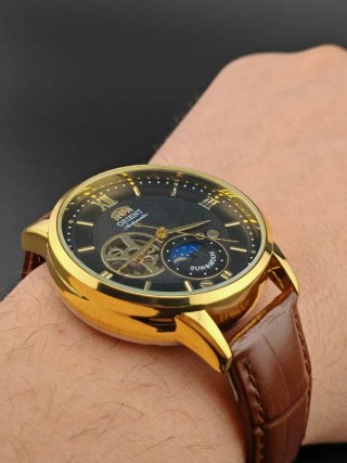 Reloj Mod Orient Automático Dorado Negro
