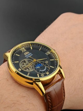 Reloj Mod Orient Automático Dorado Negro