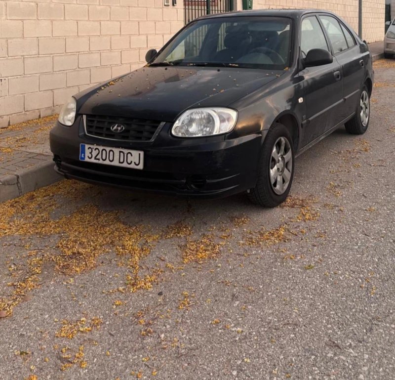 Hyundai Accent 2004 - foto 1