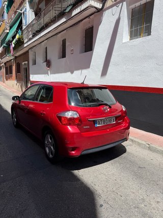 Toyota Auris 2011