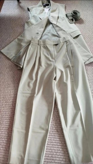 Traje Zara nuevo con etiqueta