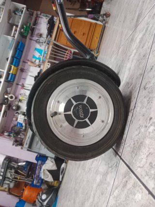 Patinete Segway Negro con Manillar
