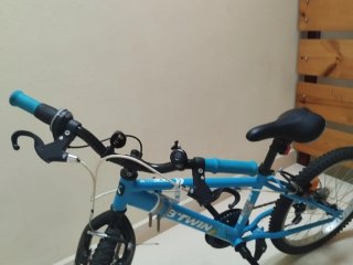 Bicicleta infantil azul