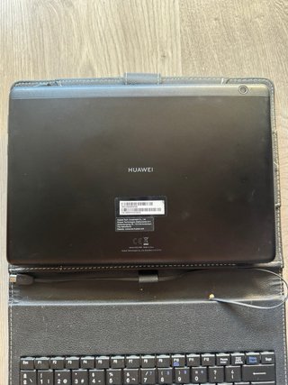 Tablet HUAWEI MediaPad T5 + teclado