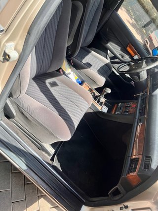 Mercedes-Benz Clase 300SE manual 1989