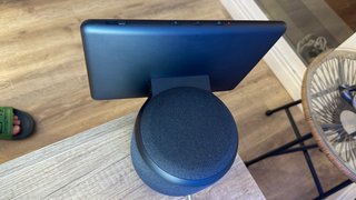 Amazon Echo Show 10 (3ª Gen) Schermo Intelligente