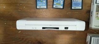 Nintendo DSi Blanca + 5 Juegos