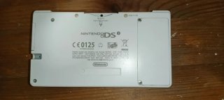 Nintendo DSi Blanca + 5 Juegos