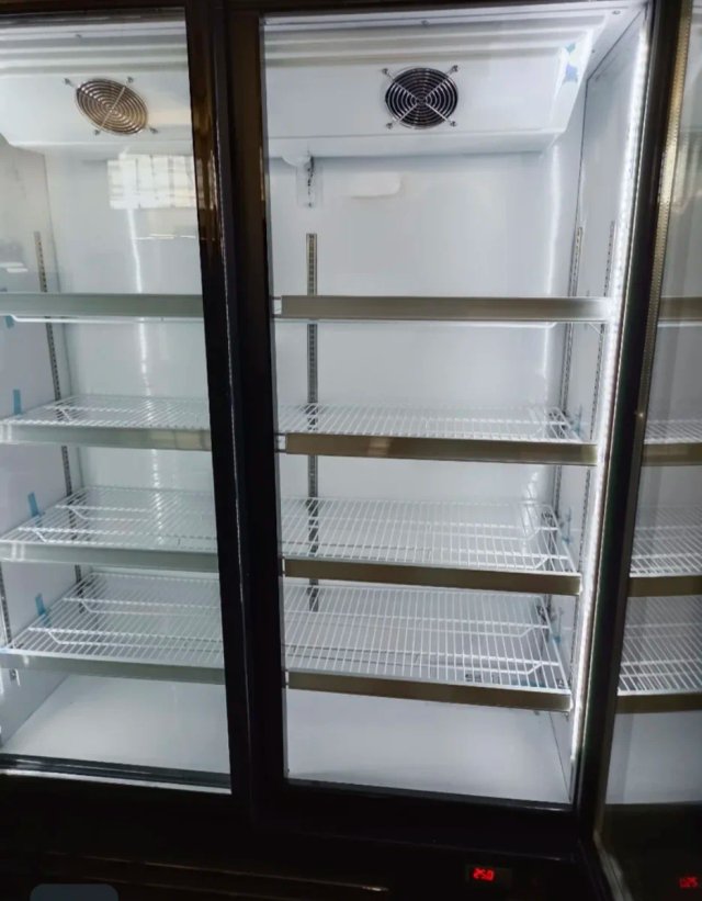 armario expositor de frio de bebidas