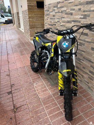 Pit Bike IMR 140cc Motocross Negra y Amarilla