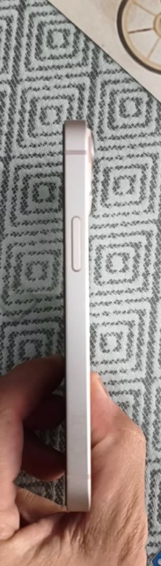 iPhone 13 mini