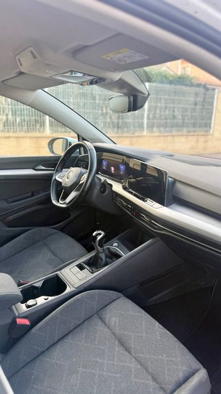 Volkswagen Golf 2021
