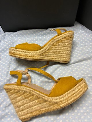 Sandalias cuña
