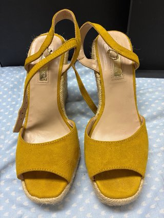 Sandalias cuña