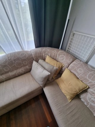 Sofá cama grande beige