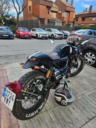 Mondial HP Cafe Racer Negra/Marrón 125