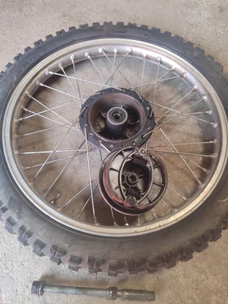 Rueda delantera Montesa Enduro 250-360