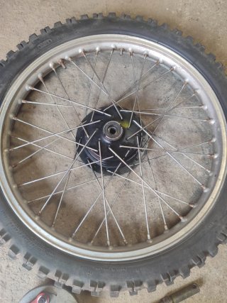 Rueda delantera Montesa Enduro 250-360