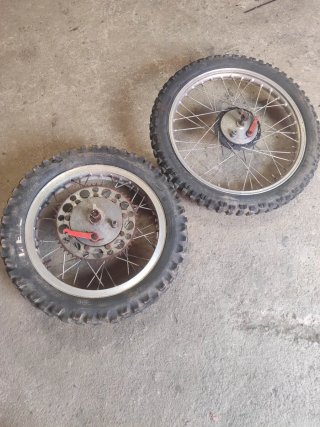 Rueda delantera Montesa Enduro 250-360