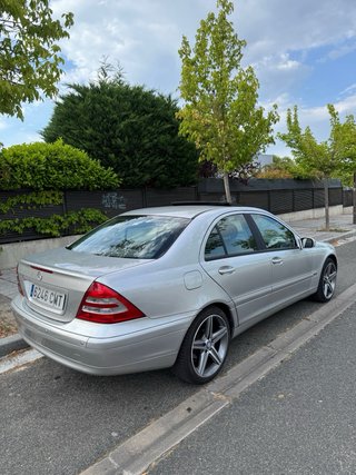 Mercedes-Benz Clase C 2003