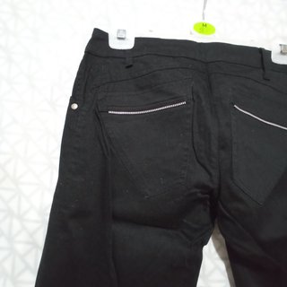 Pantalón negro fino elástico