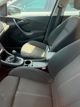 Opel Astra 2015