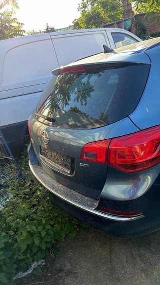 Opel Astra 2015