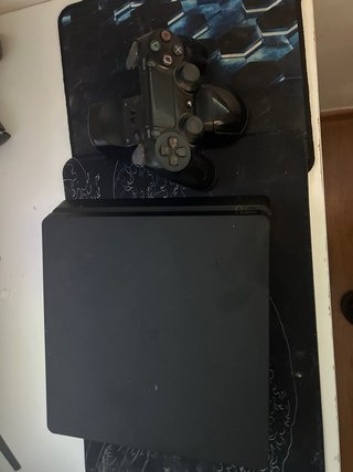 Consola PlayStation 4 Slim Negra