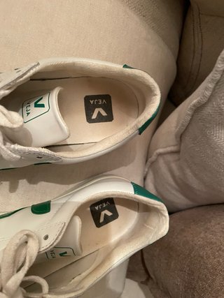 Deportivas Veja Talla 38, usadas en 4 ocasiones